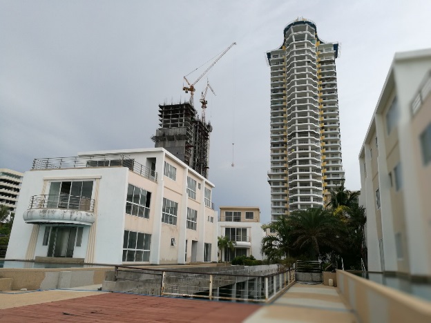 LA ROYALE BEACH & DREAMS RESORT - Image 1