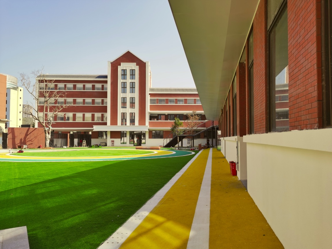 ZHUHAI HARROW LITTLE LION KINDERGARDEN - Image 2